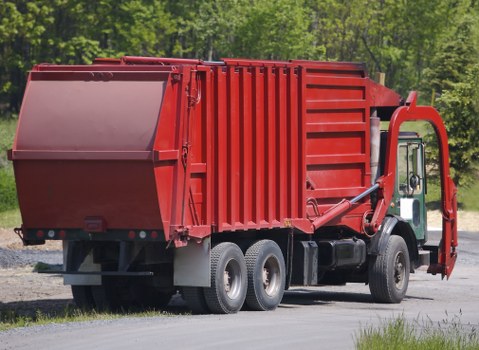 Commercial Waste Chesham truck arriving at a business site